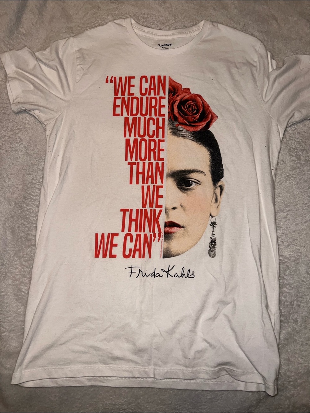 Old navy Frida kahls tshirt woman size medium tall